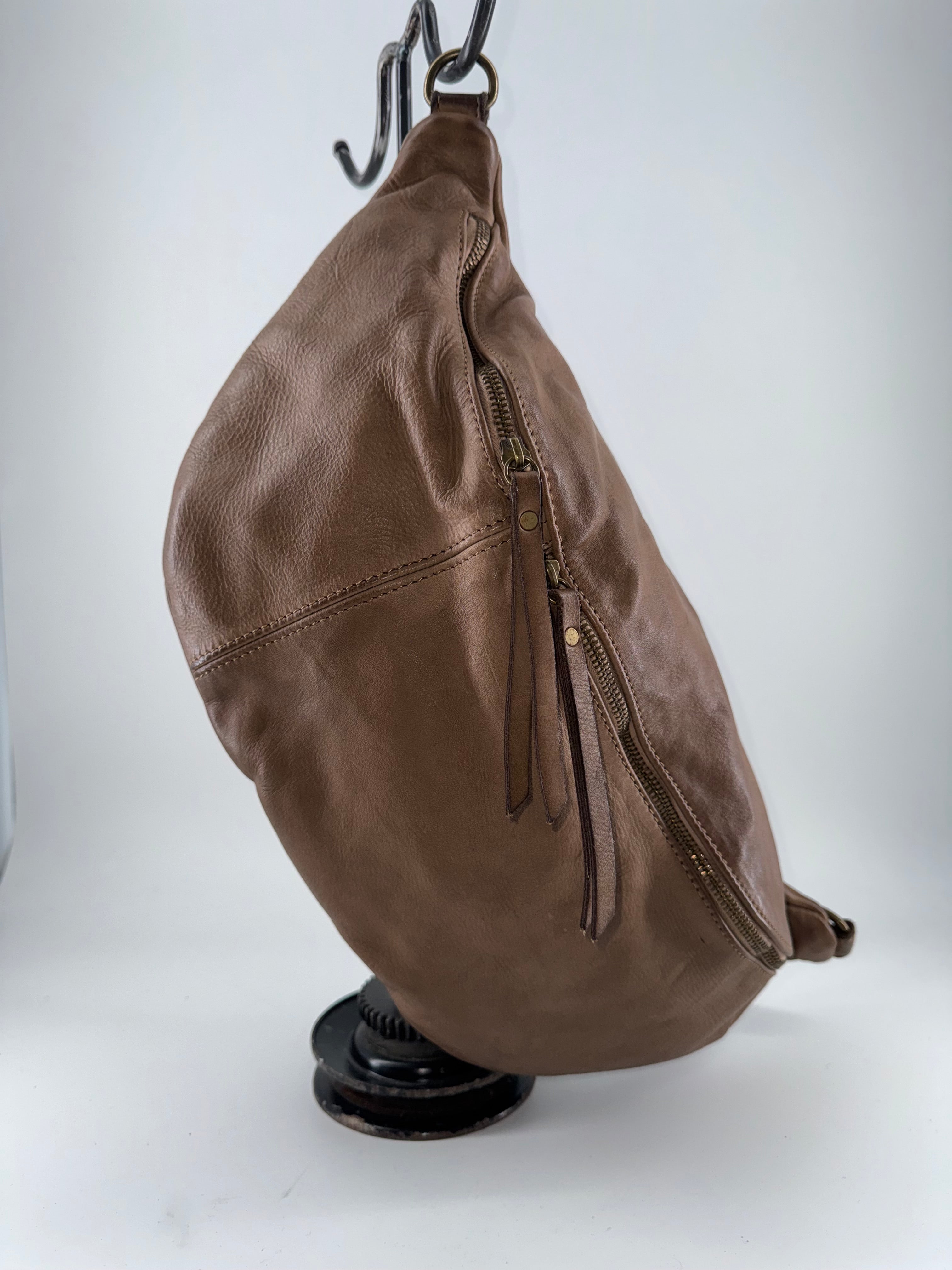 W03-BO19 Takashi Waist Bag