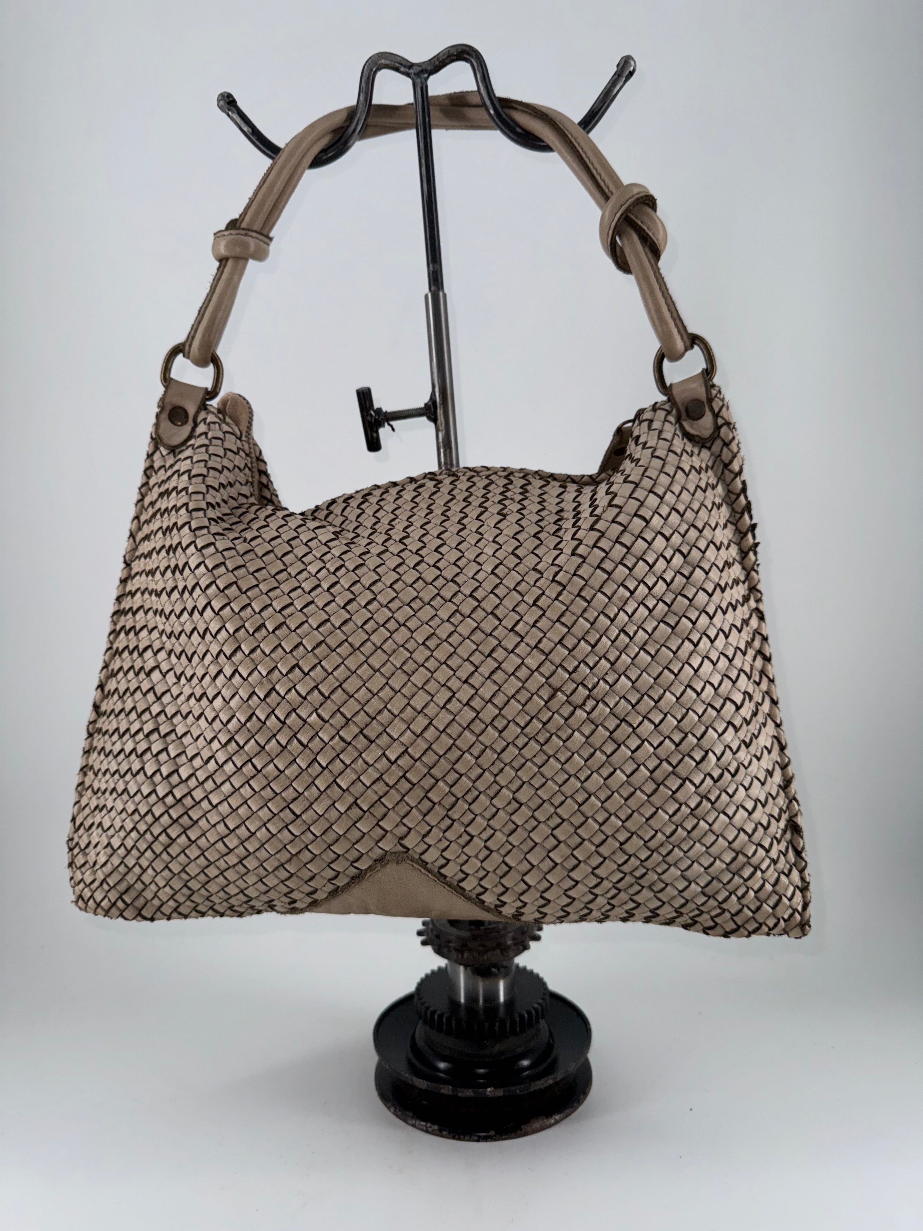 W03-BO13 Borsa Annette