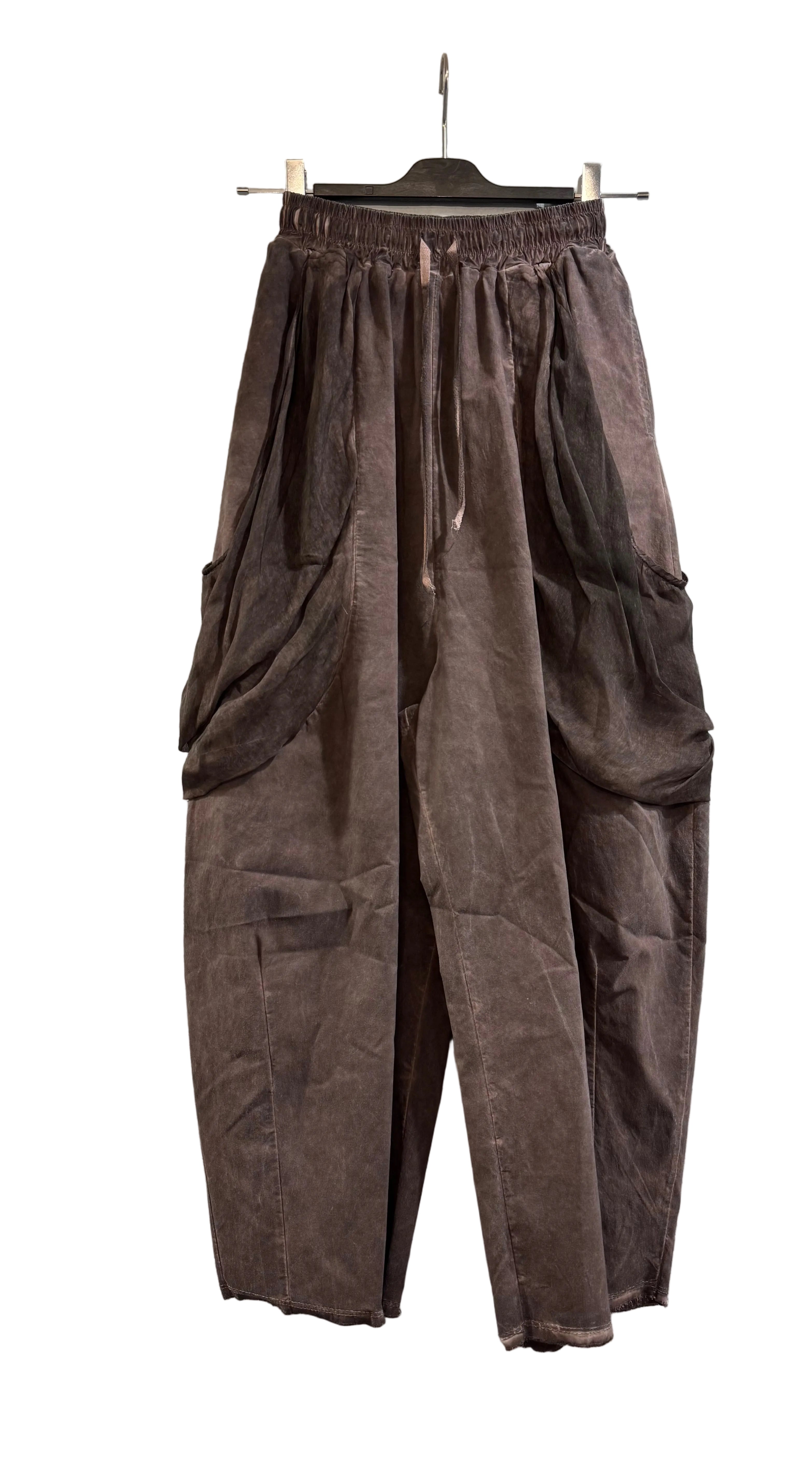 Pantaloni Over Tasche F06-M3881