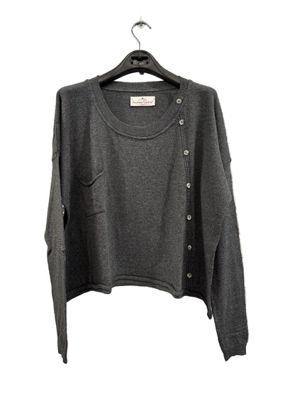 C07-24510 Button sweater