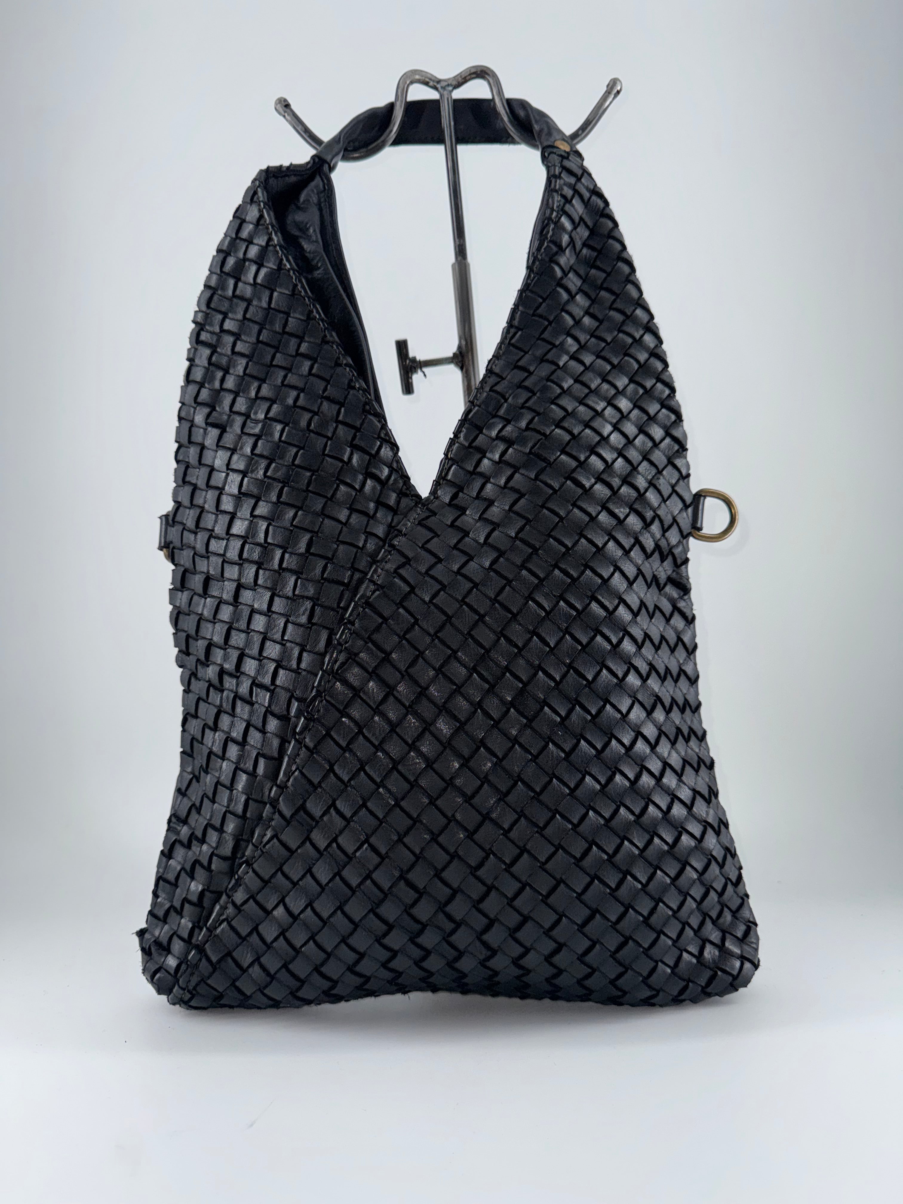 W03-BO16 Madison Bag