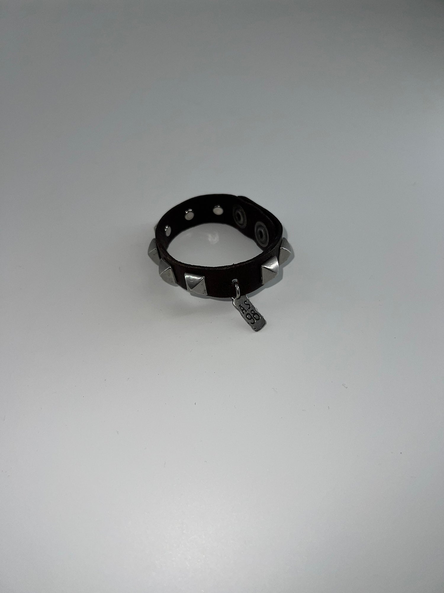AS98 - 830044 Bracciale Borchie - Boutique Central Roma