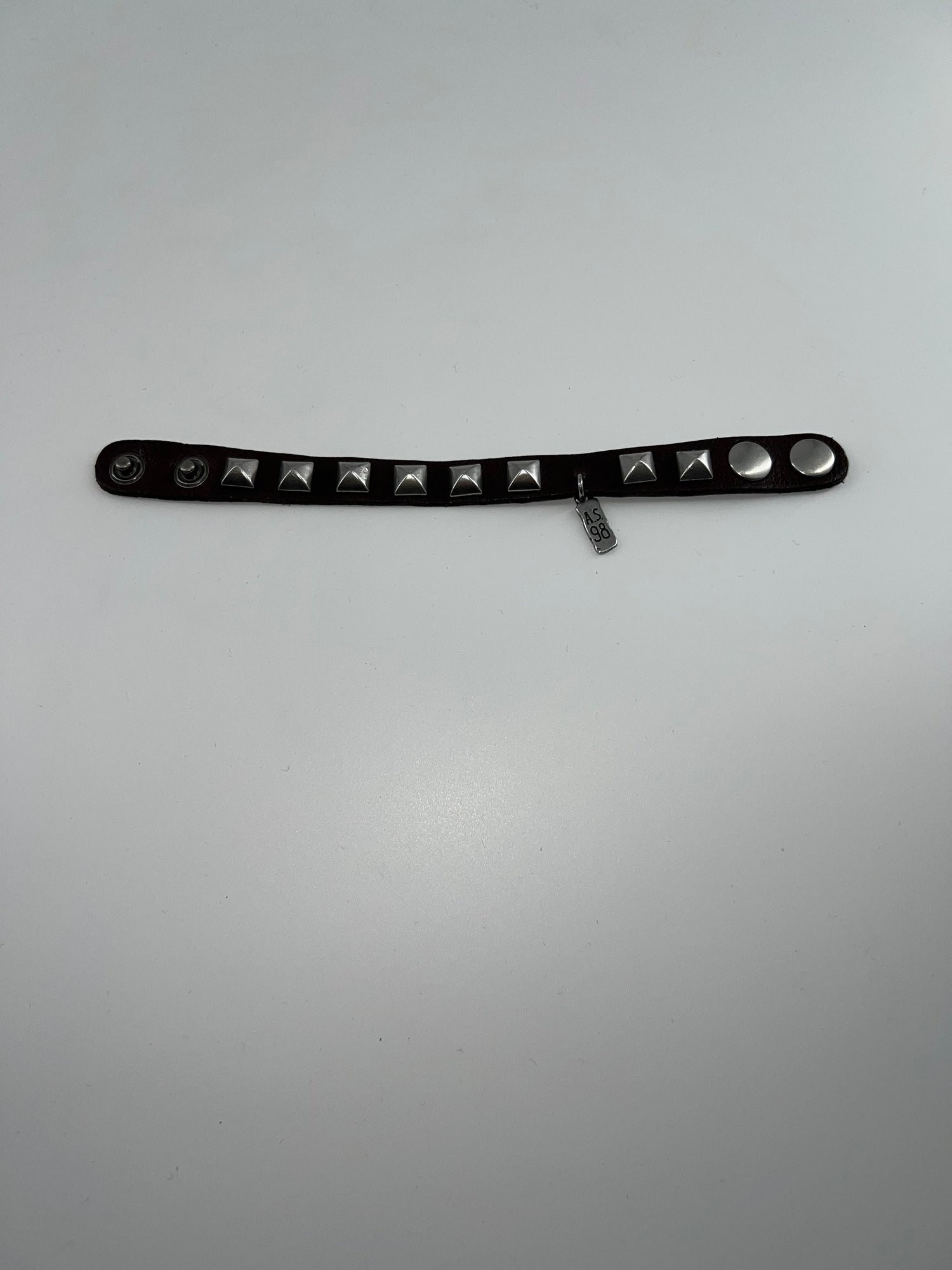 AS98 - 830044 Bracciale Borchie - Boutique Central Roma