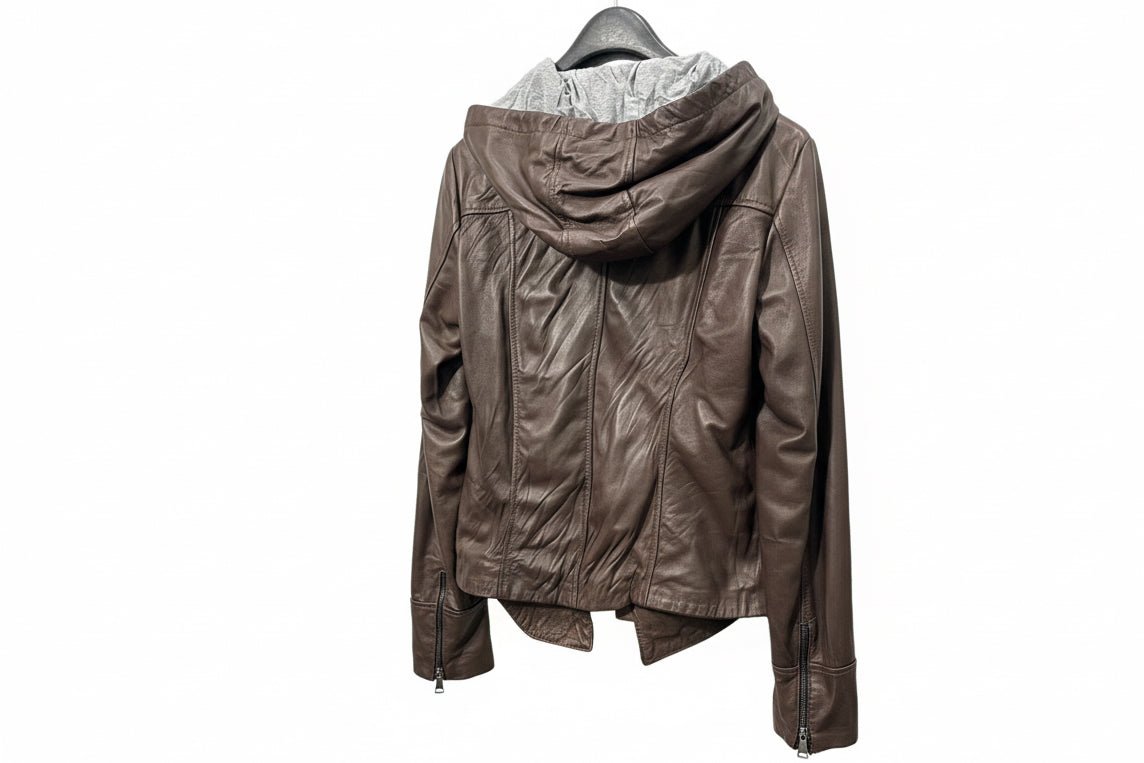 O01 - CP06 Giacca Cappuccio - Boutique Central Roma